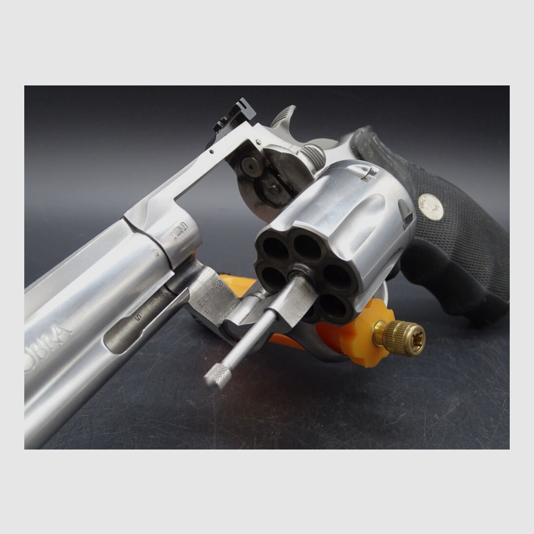 Colt King Cobra 6" calibre .357 Magnum King Cobra