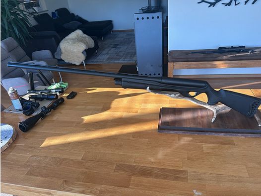 Semi-automatic. Shotgun Mercury Rough Cal. 12/76