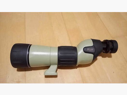 Nikon	 Nikon Spektiv 20-60x60 Fieldscope III, streight