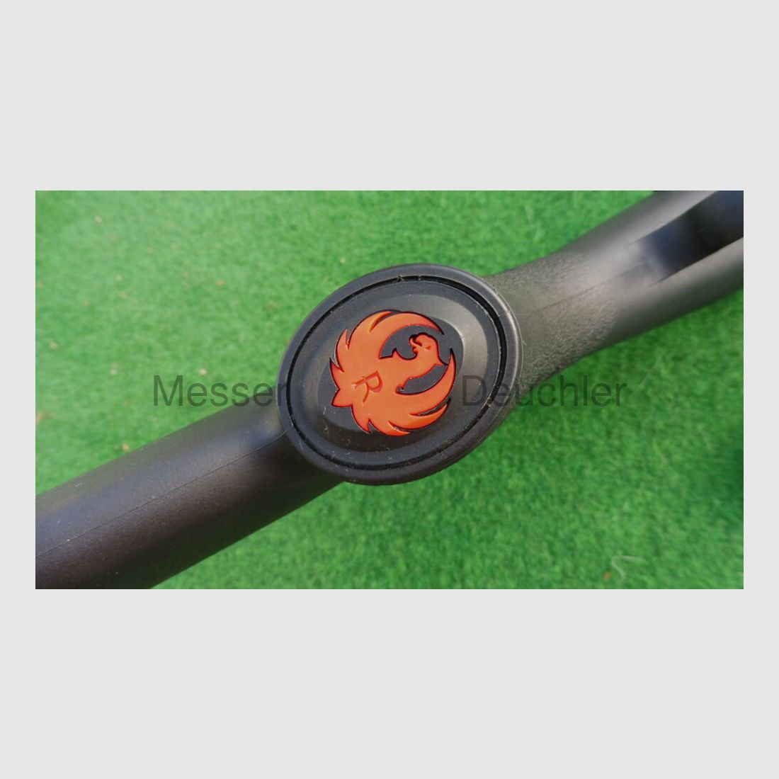 Ruger American Rifle con cannocchiale da caccia montato pronto