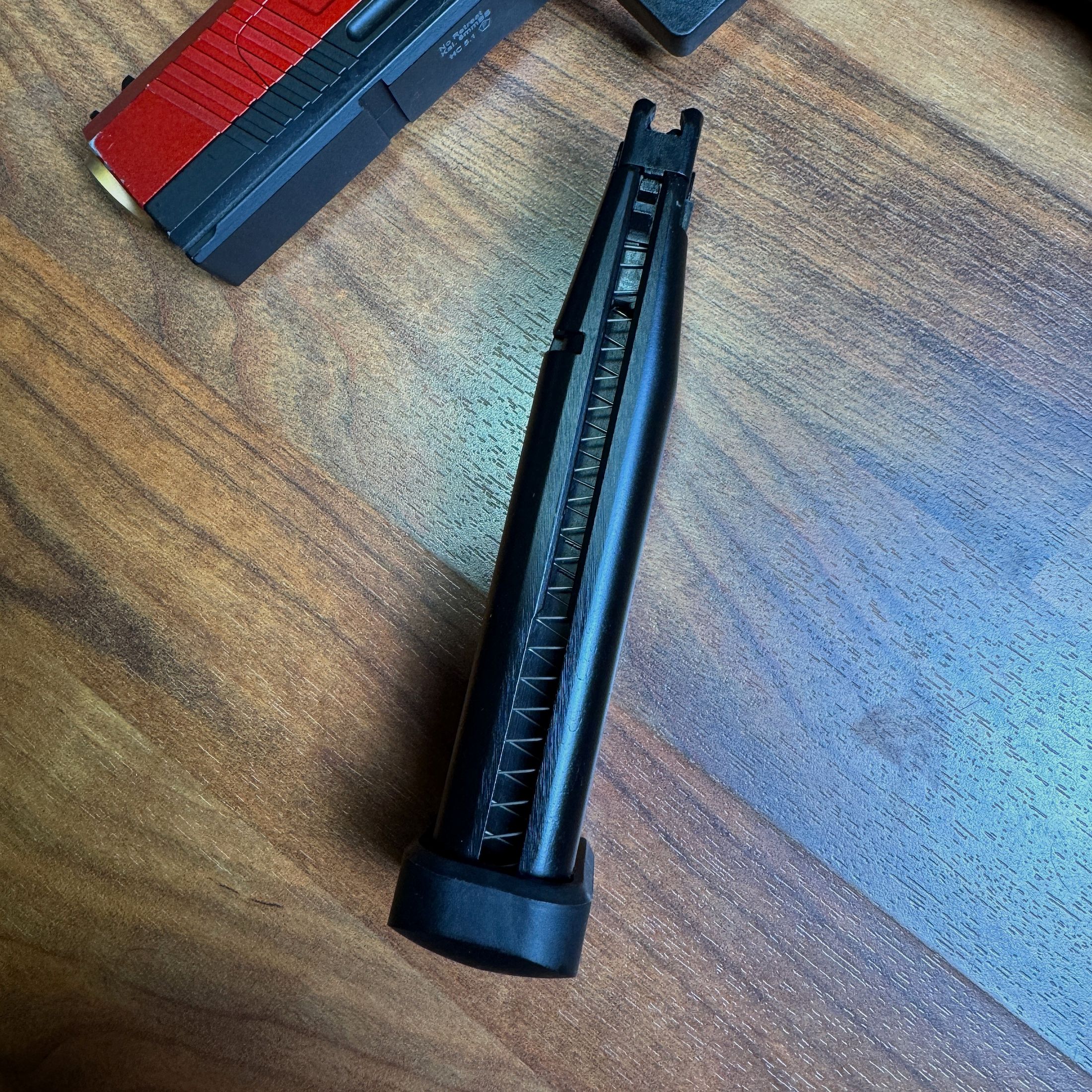 Aw Custom HX 1004 Airsoft Pistole