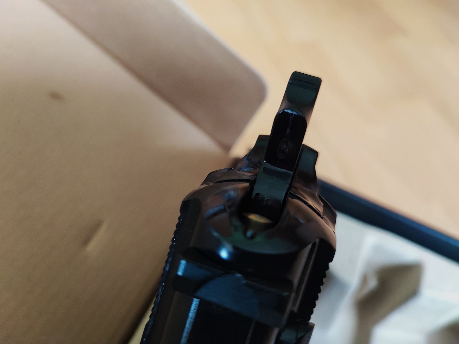 WE Walther P38 WW2 Full Metall GBB Airsoft Gun plus Zubehör