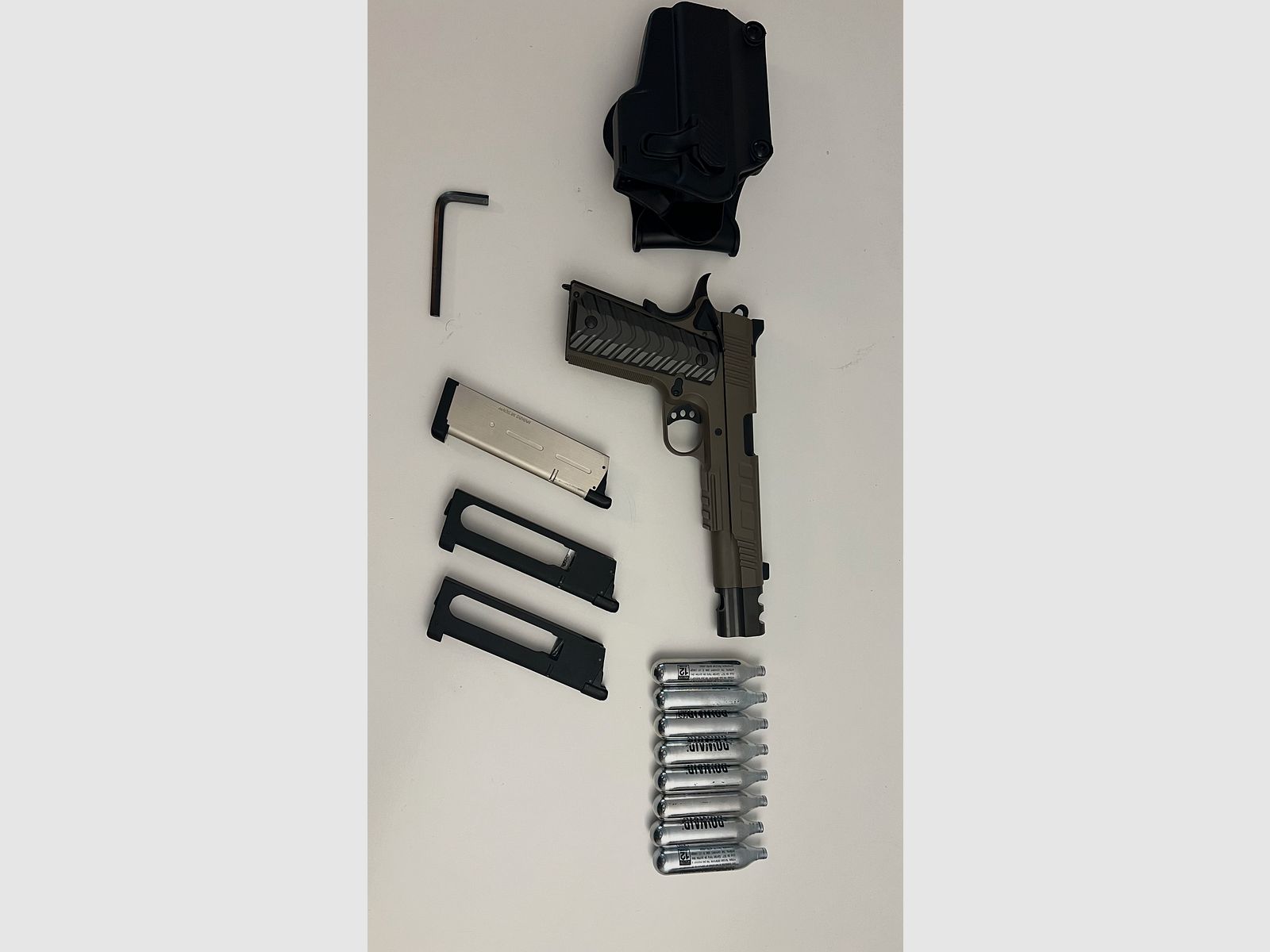 Airsoft full loadout MK18 replica + attachments,KJWorks KP19 CO2 blowback