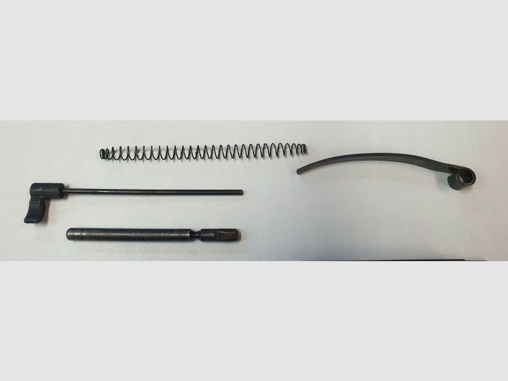 H.Schmidt Ostheim lot de pièces pour revolver Helmuth Schmidt Ostheim Model 21 -.22lr