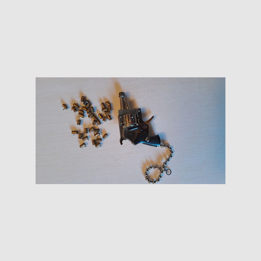 Xythos Mini Revolver cal. 2mm Stiftfeuer, PTB 82