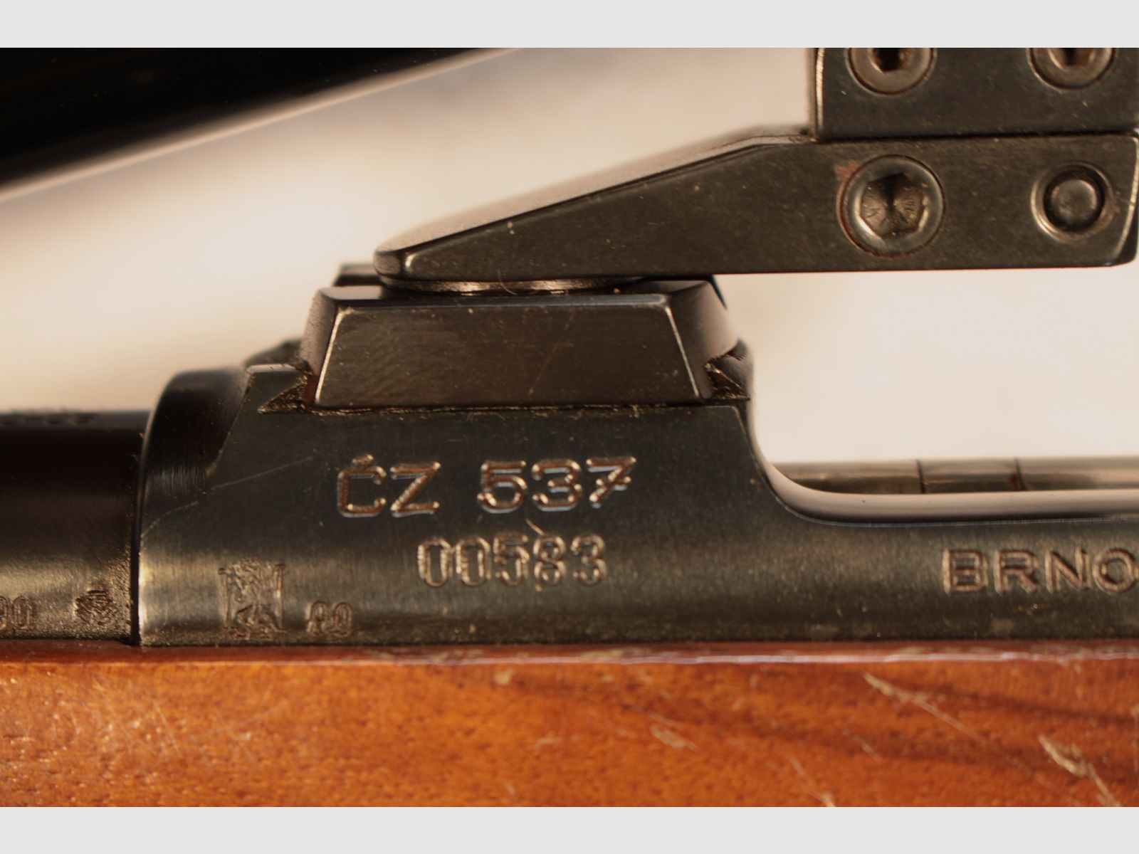 CZ Repetierer Model 537 w .30/06.
