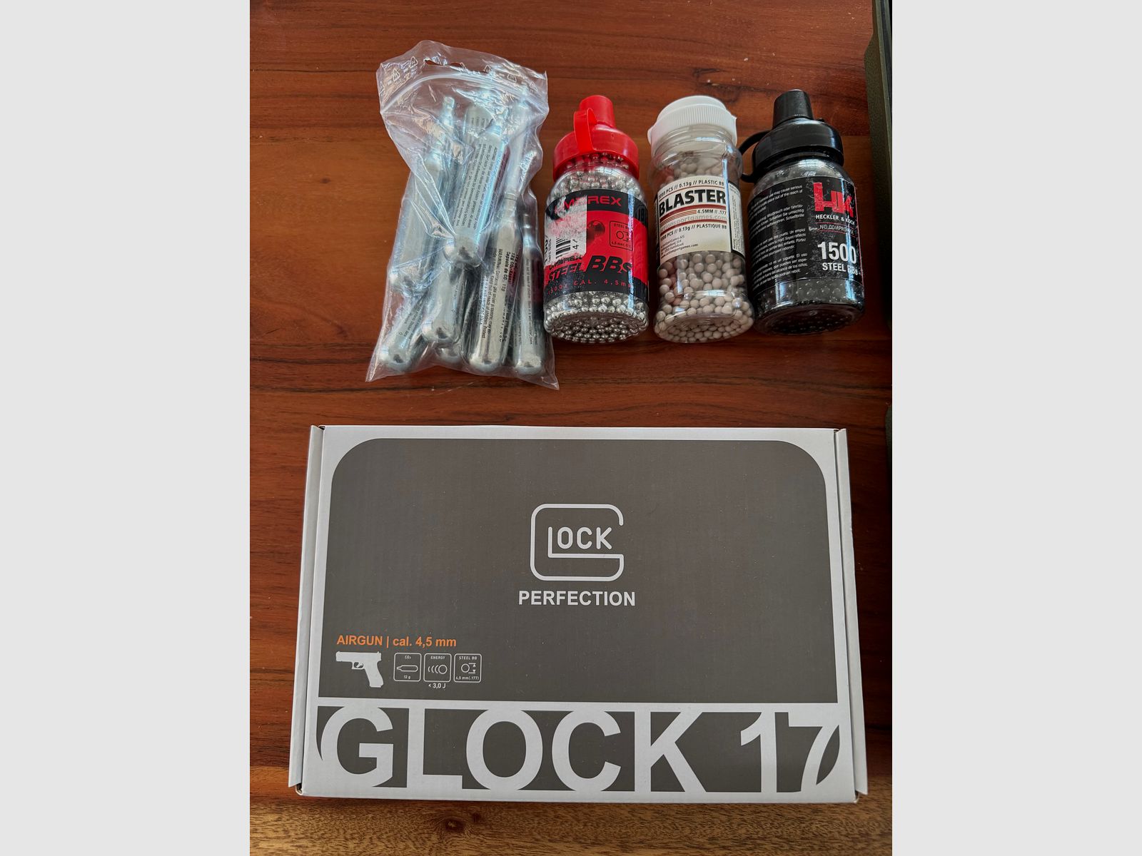 Glock 17 Gen5 Battlefield Green pistola de CO2 calibre 4,5 mm BB de acero Blowback