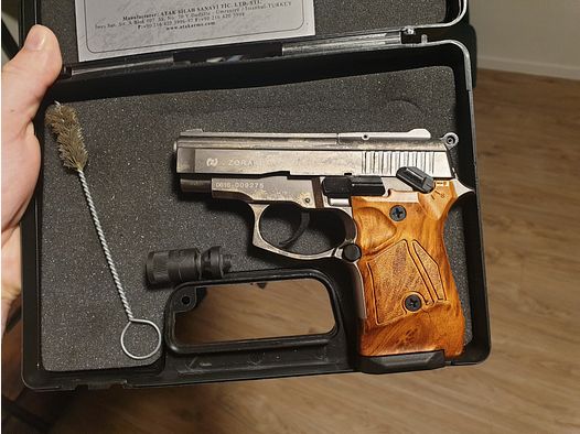 Zoraki 914 Schreckschusspistool 9mm P.A.K. titanium houtlook