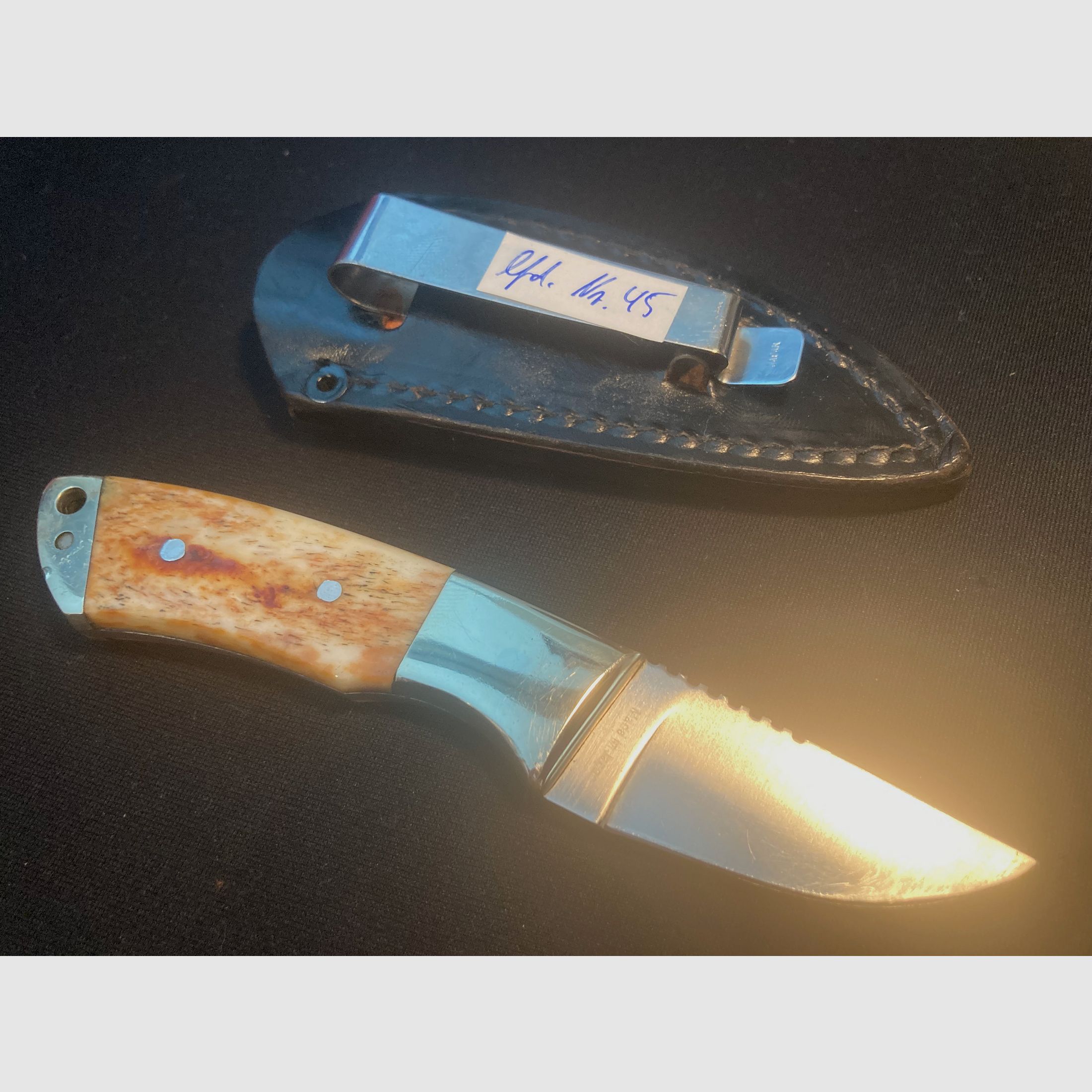 Gürtelmesser, Jagdmesser, Fame Hunter II, Chirurgenstahl, Horngriff, Gürtelclip Leder schwarz