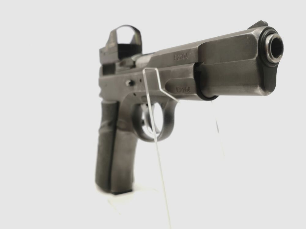 CZ Uhersky Brod Mod. 75 con WS "Kadet" e Docter Sight