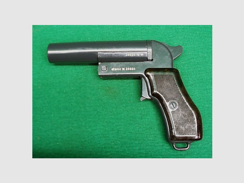 CZ signal pistol