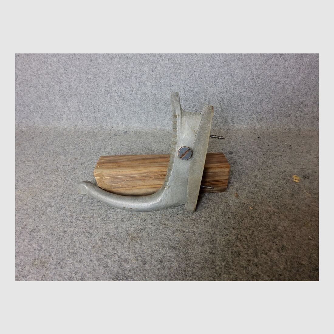 unknown stock cap for .22 or free rifle