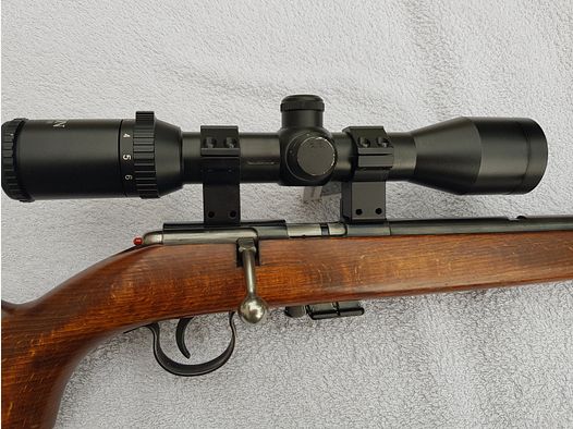 Anschütz Mod.1400 Kal.22lr mit Zielfernrohr OLIVON 1,5-6x42 IR (Rotpunkt)