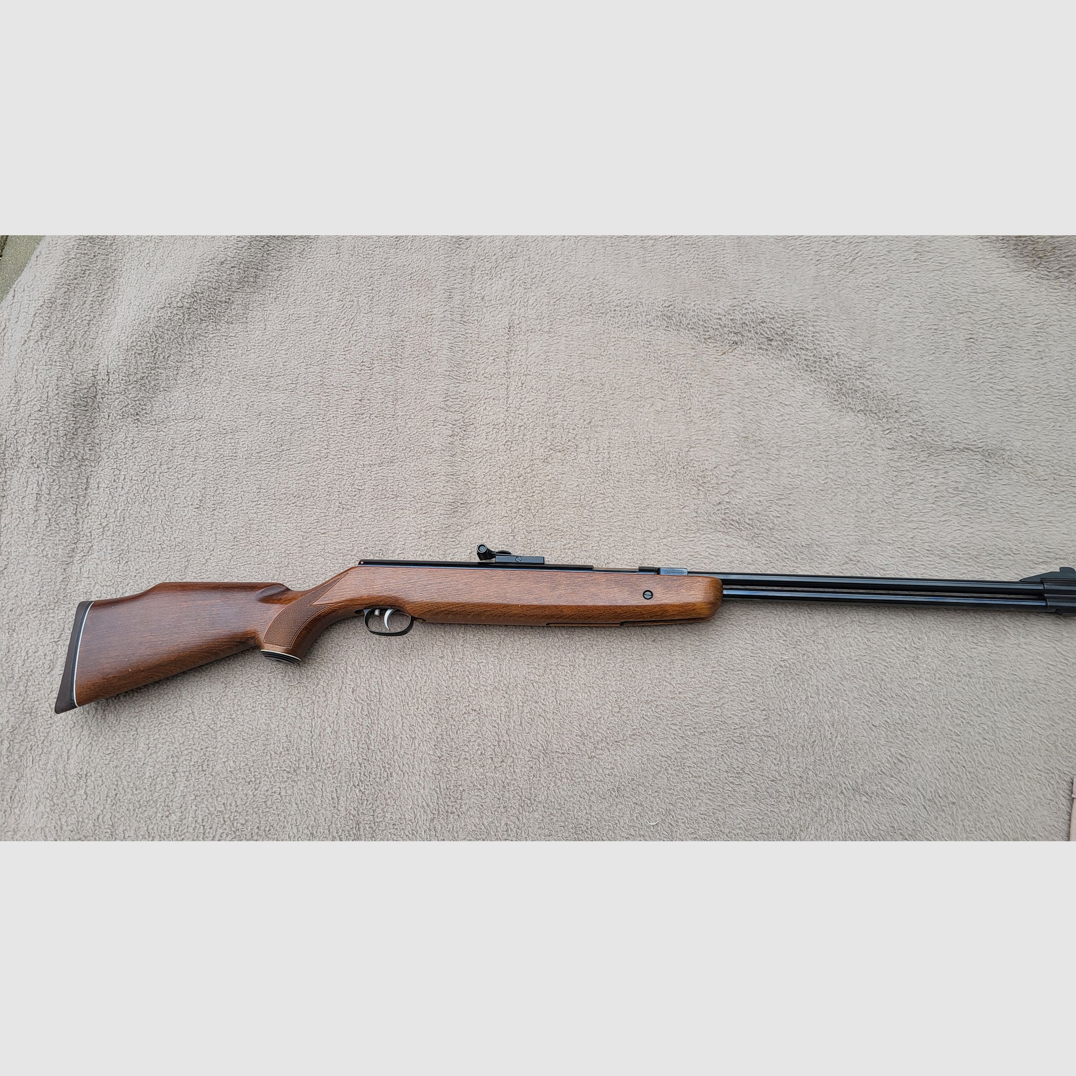  Luftgewehr HW 77 mit Zielfernglas 