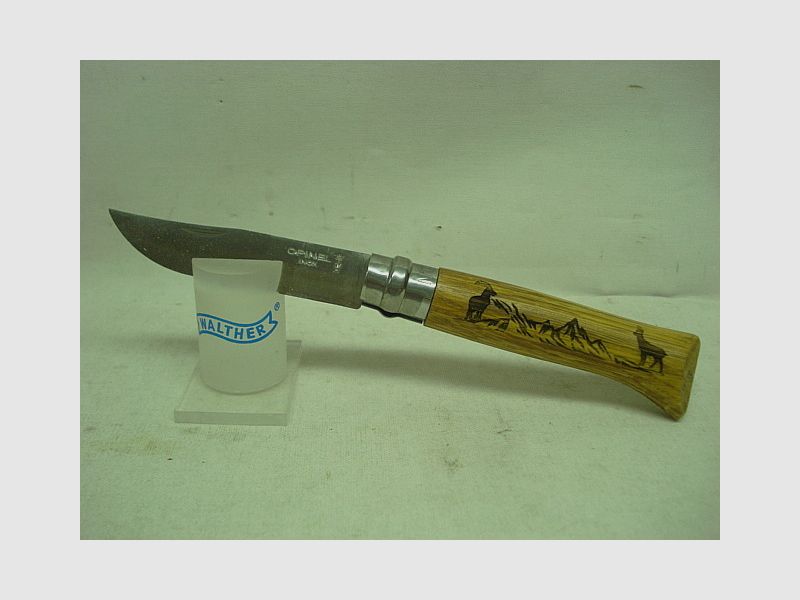 Messer No 08 - geschnitztes Gamsmotiv