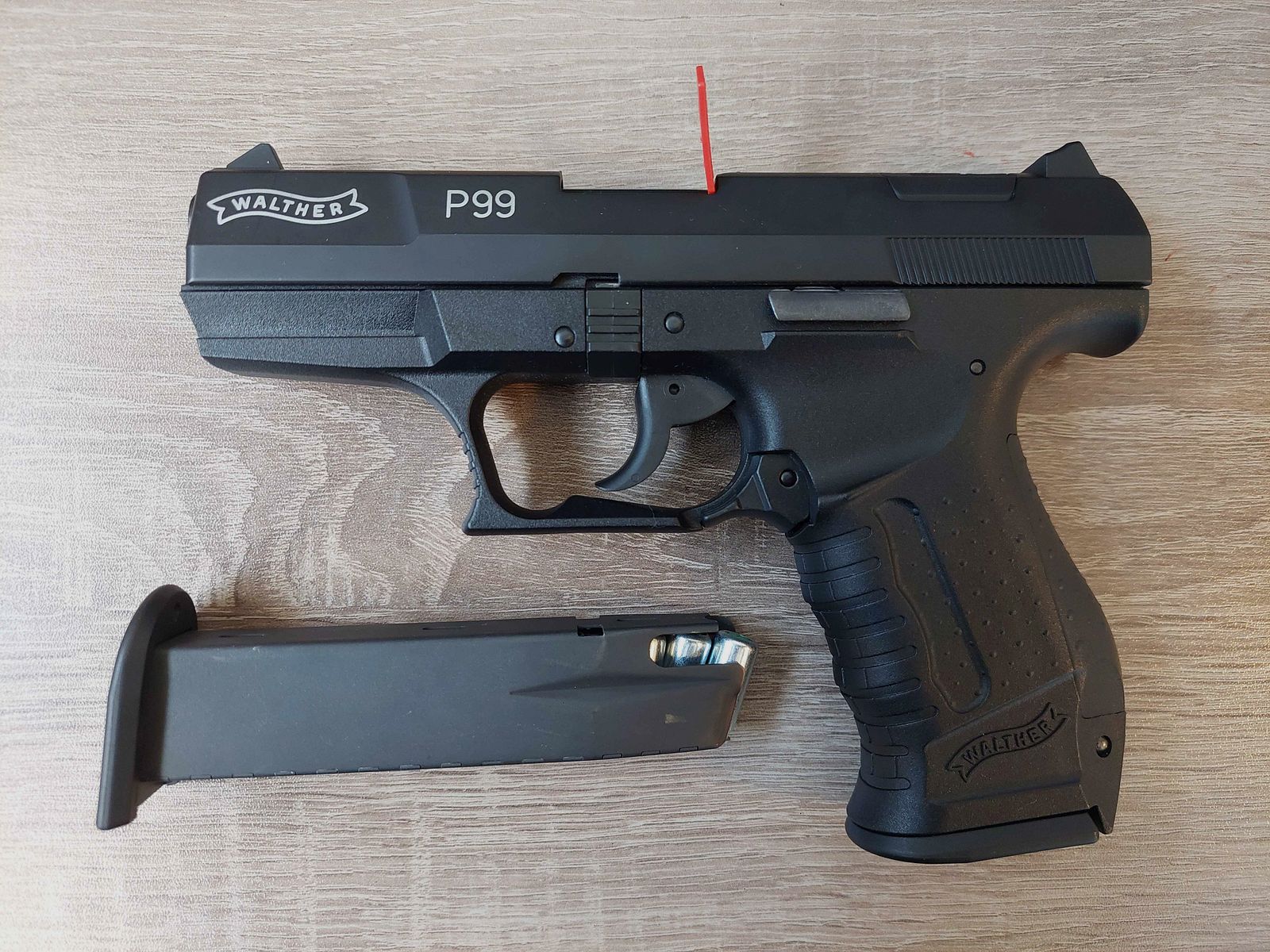 Walther P99 | 9 mm P.A.K. (+ Extra Magazin)