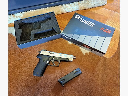 SIG Sauer P 226 S Due-Tone 9mm mit Original Karton und Hogue Griffschalen