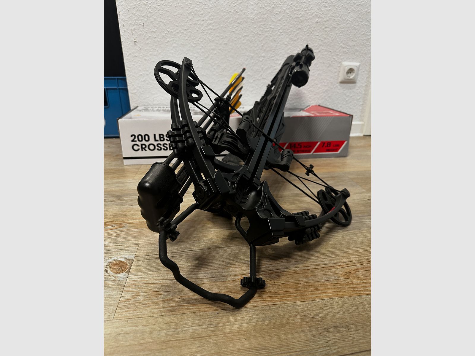 X-BOW Scorpion III - 405 fps / 200 lbs - compound crossbow