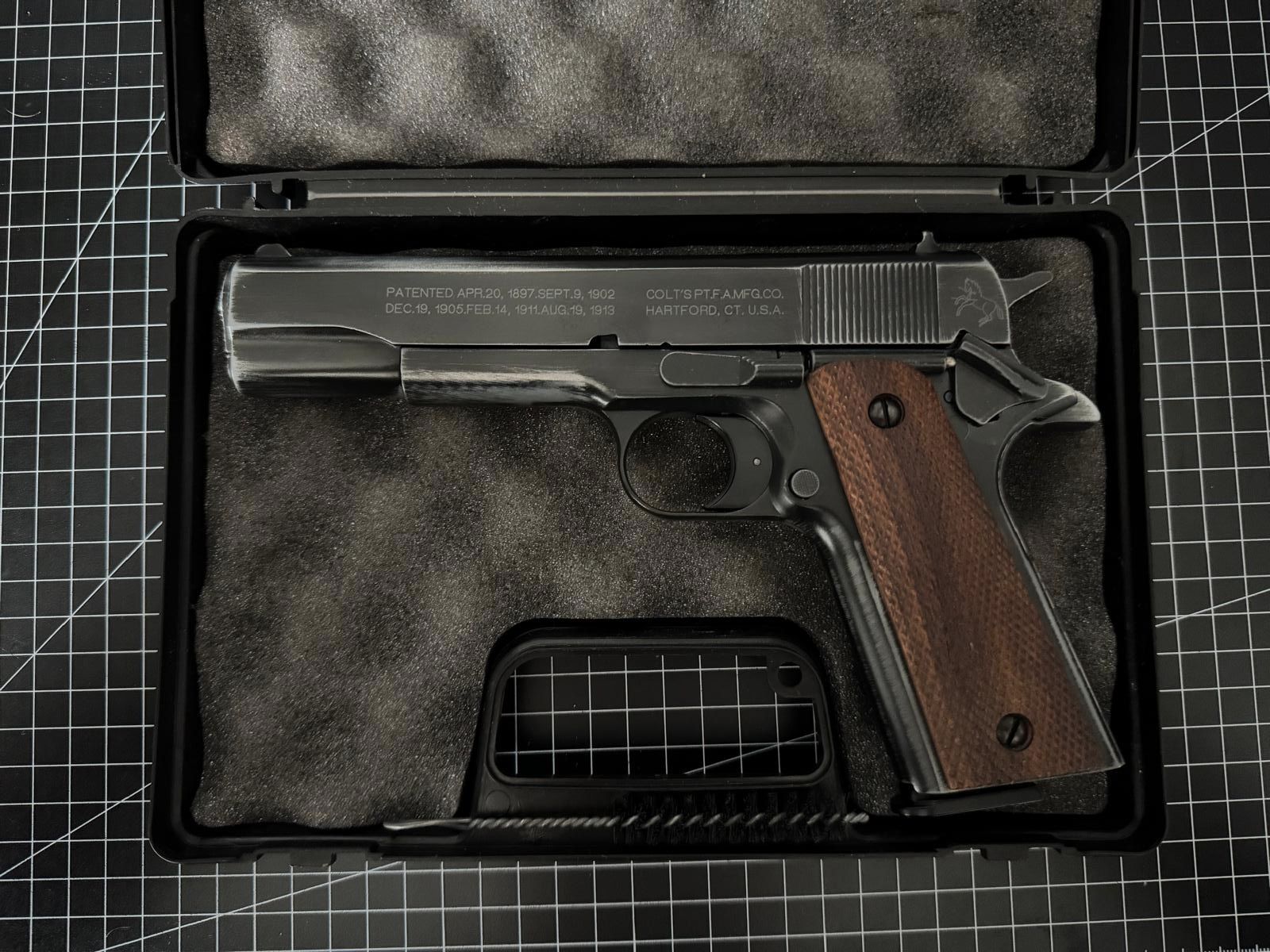 Umarex Colt Government 1911 A1, 9 mm P.A.K., Antik-Finish, Holzgriffschalen