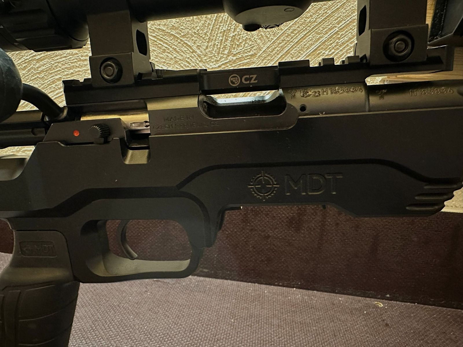 *Reserviert* - CZ 457 MDT Chassis .22 lr – Komplettpaket inkl. Element Optics & Fortmeier – Wie neu!