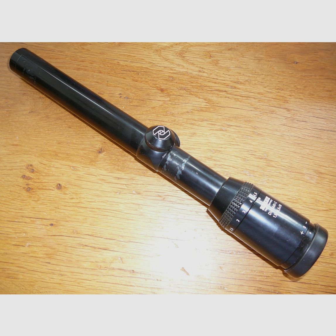 Zeiss Diavari 1.5-4.5x18 riflescope, reticle 11 without rail 25.4mm 1 inch central tube driven hunt riflescope