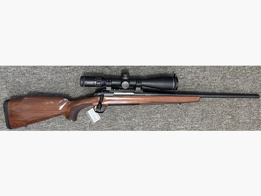 Browning X-Bolt .30-06 con filettatura della volata, cannocchiale
