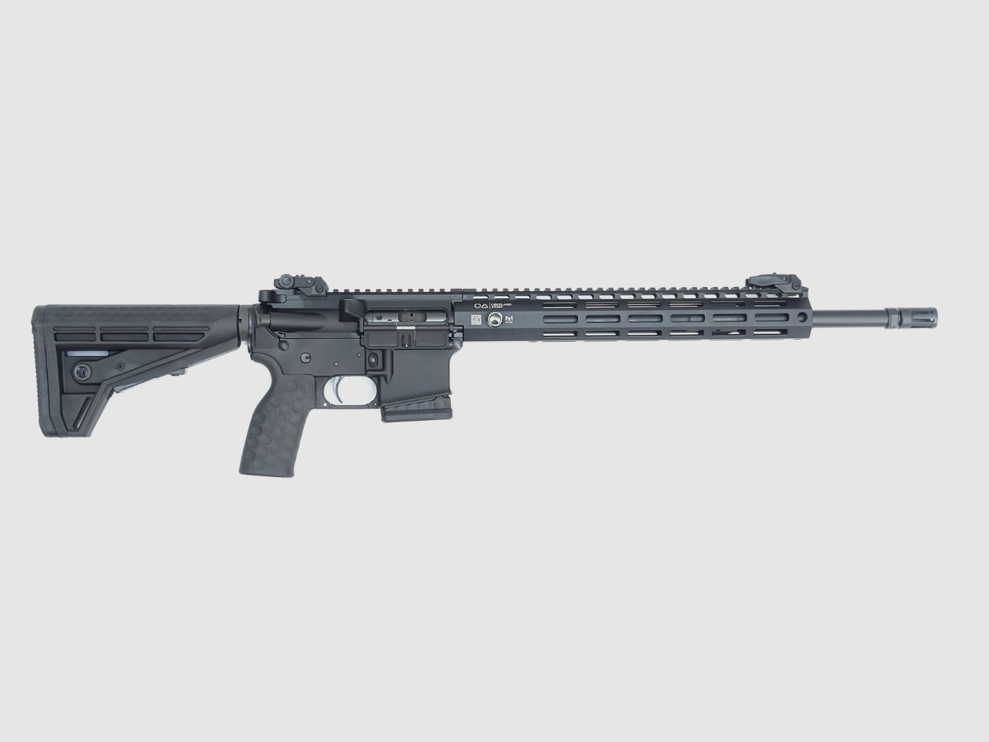 Oberland Arms OA-15 M5, loop 16,75", BL M-LOK handguard 13" slank, OA M4-schaft, BUIS, MFD