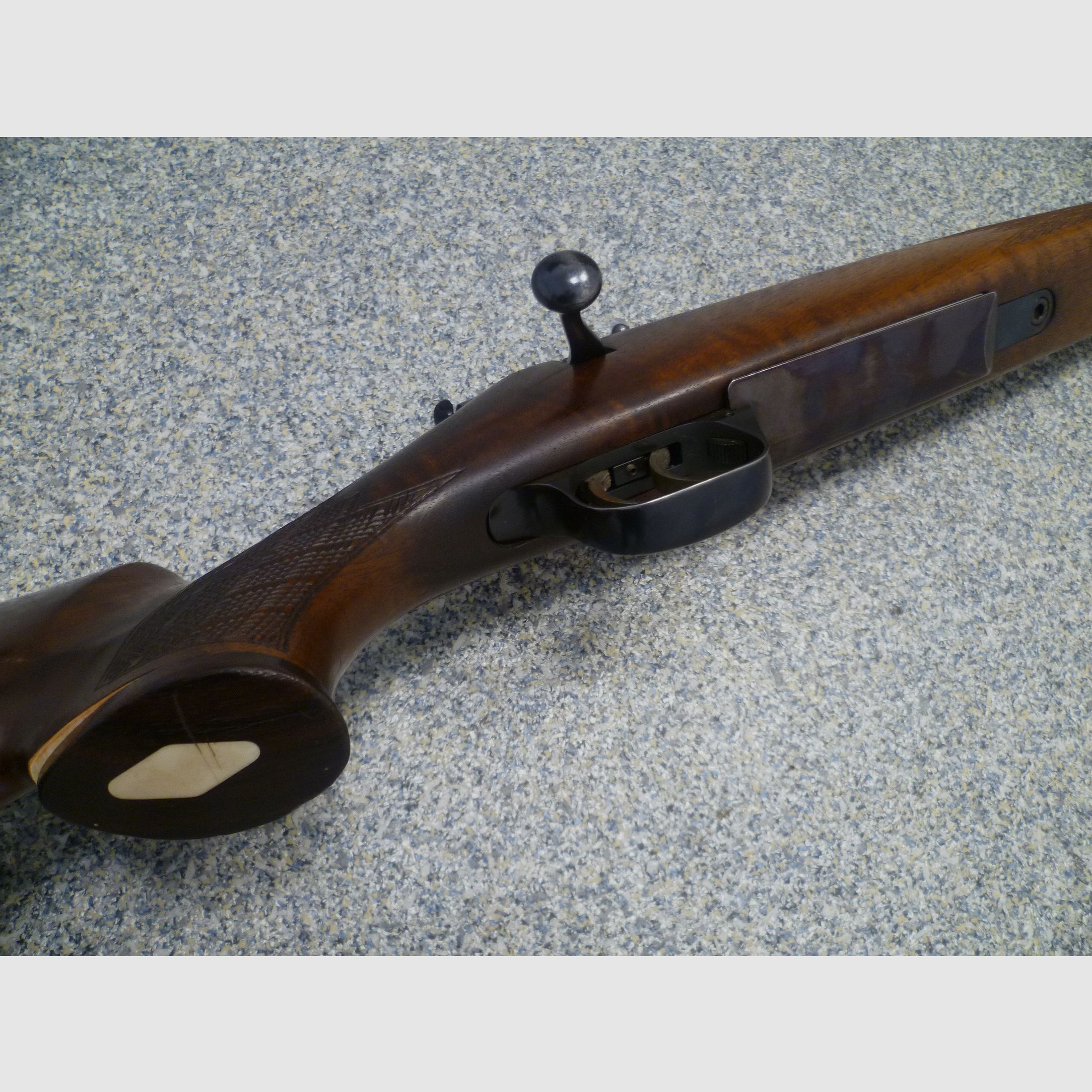 Repetierbüchse Voere 7x64