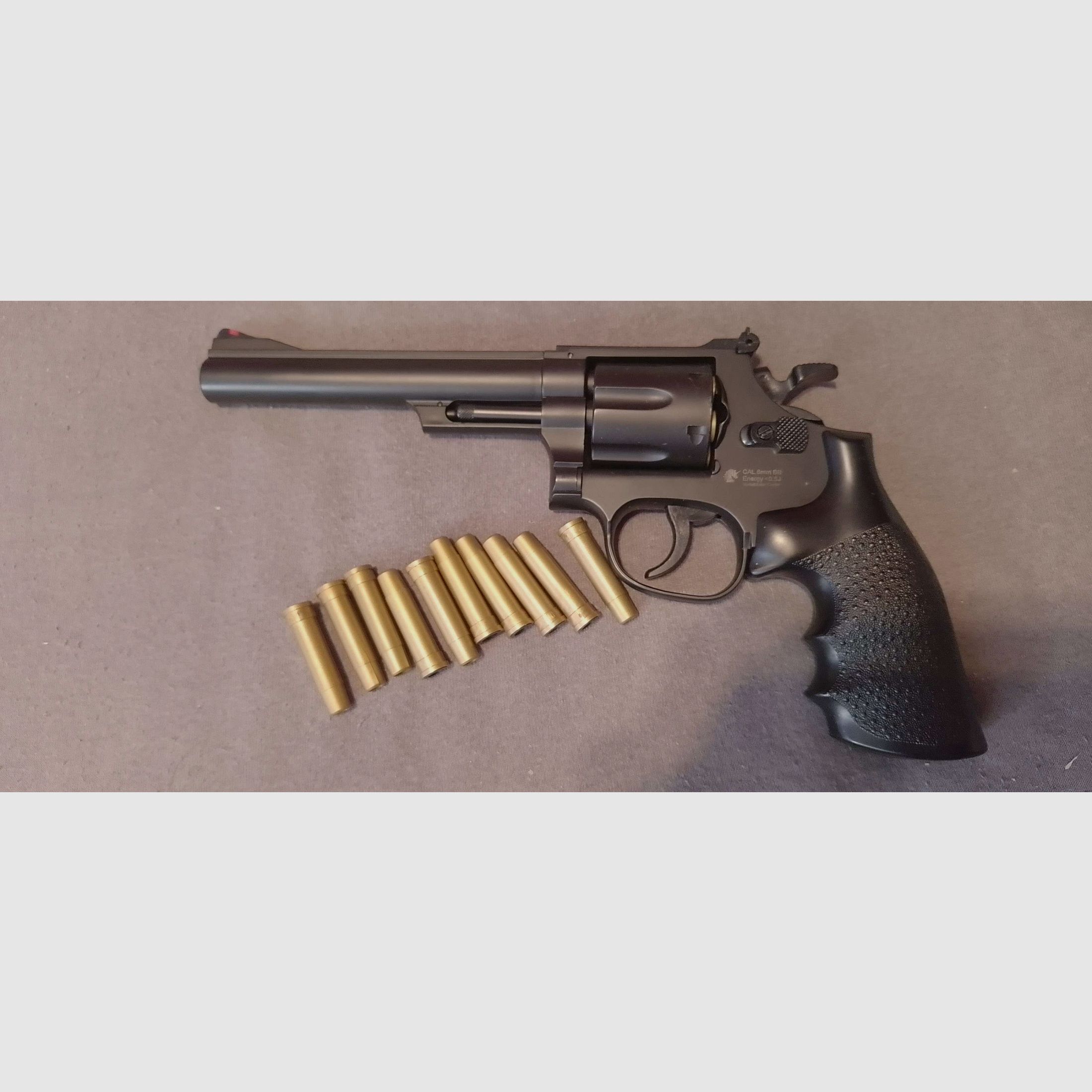 UHC M-19 6 inch revolver con extractor de casquillos, imagen 1 de 3