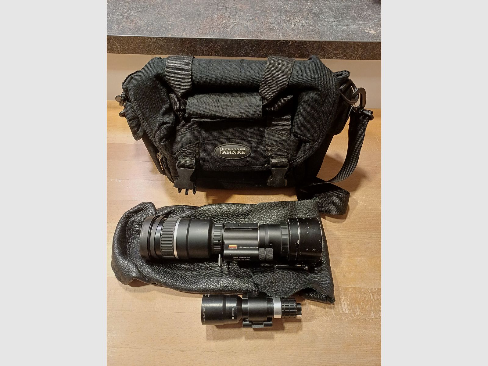 Dispositivo de visión nocturna Jahnke DJ8 NSV 1x56