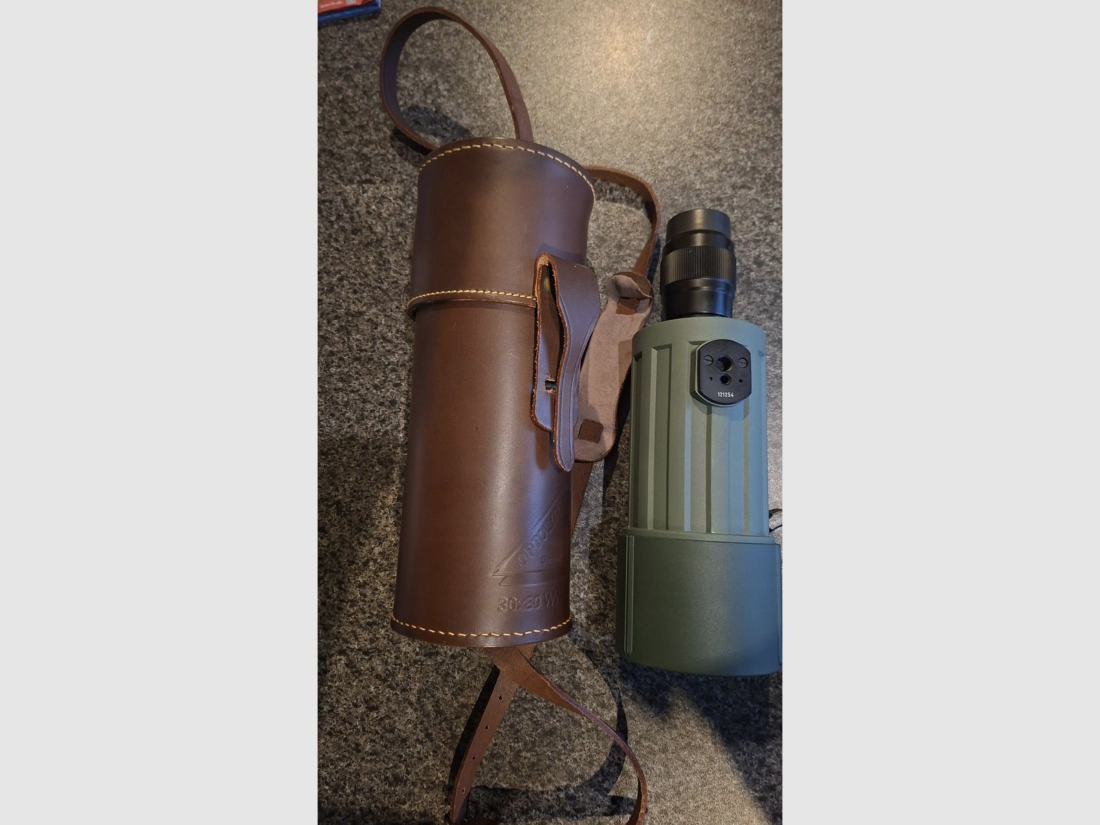 Optolyth Spotting Scope 30×80 BGA WWIS Ceralin plus for Hunters / Ornithologists / Naturalists