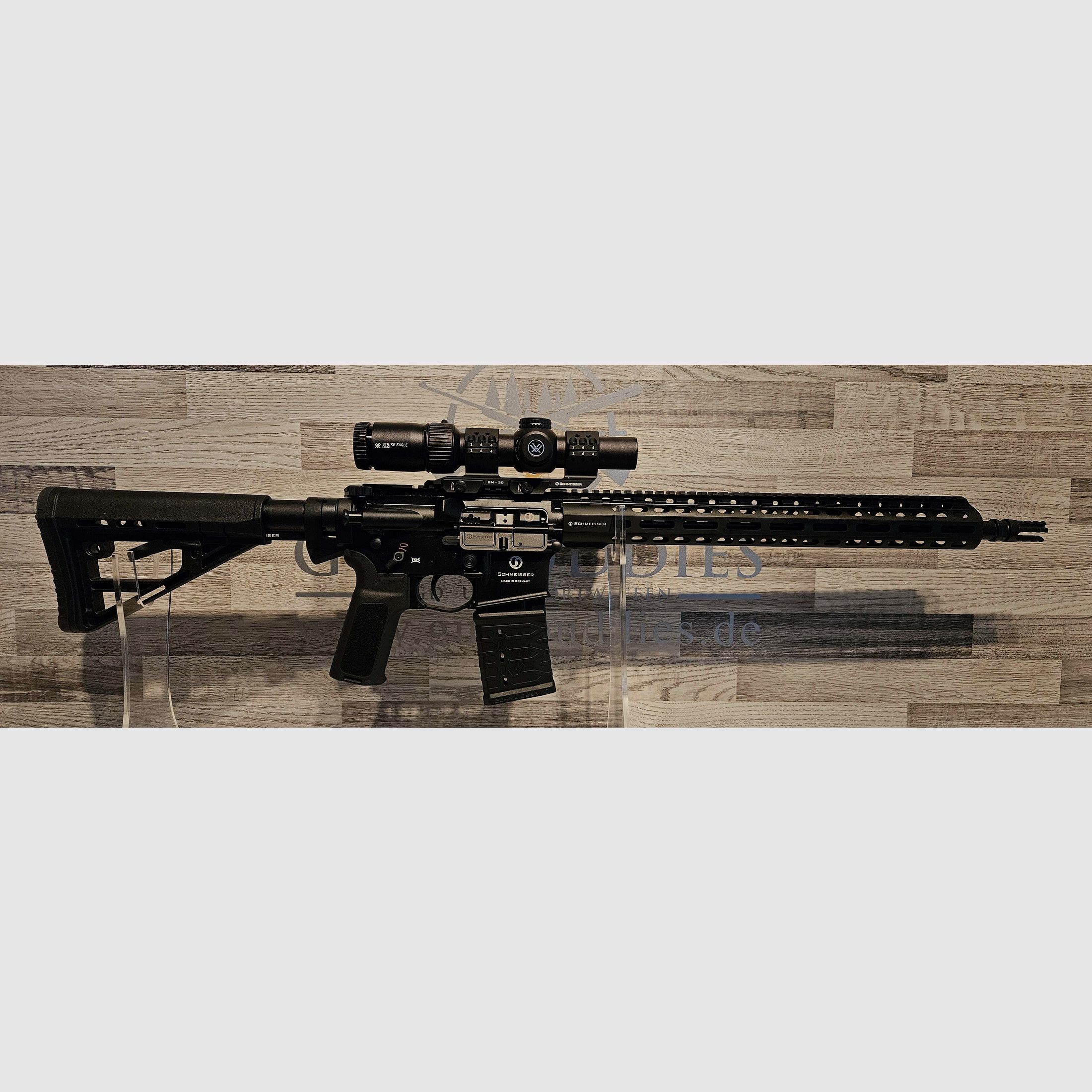 Schmeisser AR-15 M5FL Black 16.75" cal. .223Rem. with ZF Vortex Strike Eagle - New goods from the specialist trade