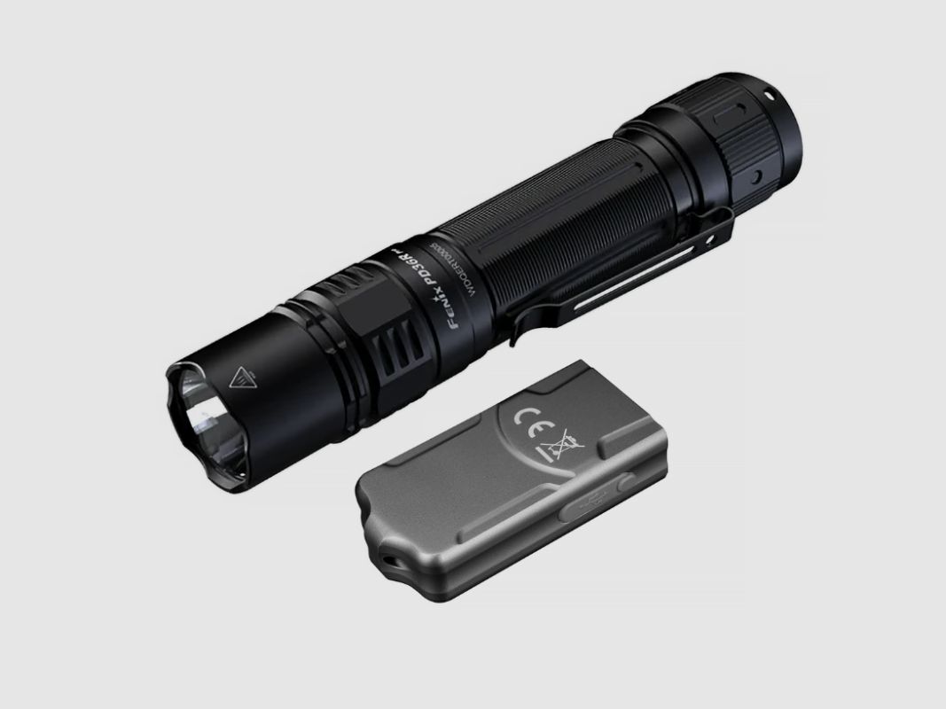 FENIX PD36R PRO and E03R V2.0 SZA LED flashlight set, image 2 of 4