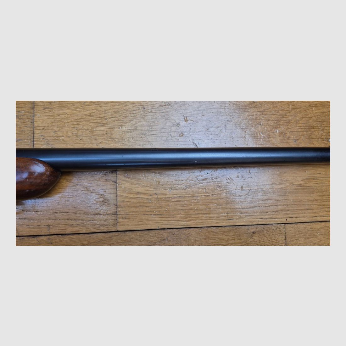 Sehr schöne Wettbewerbsbüchse Mauser ES350 B – III. Reich – Modell Meisterschaftsbüchse – 22LR – Anfängerwaffe 1936 – Mono-Nummer – Premium Lauf – Ein Sprung an der Spitze des Schaftes, aber insgesamt in ausgezeichnetem Zustand, fast neu – TBE, Bild 8 von 35