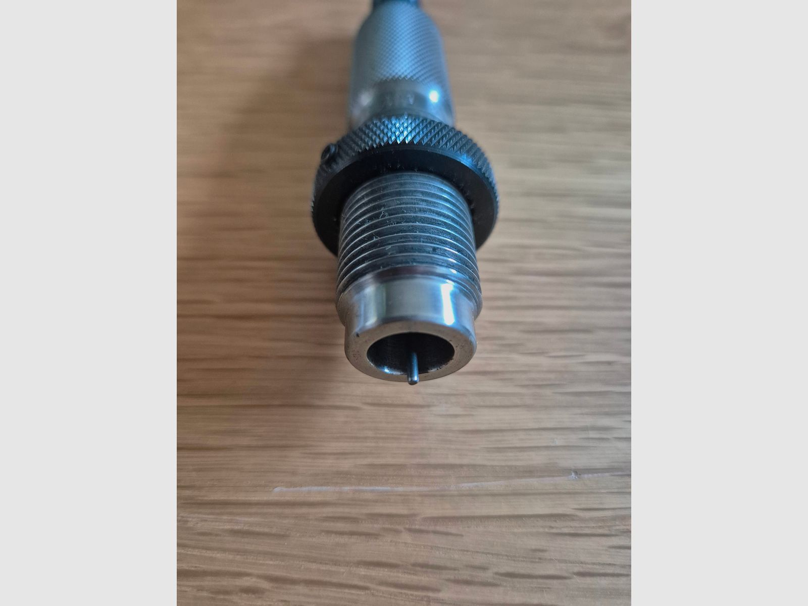 Matriz de calibración con perno de disparador/expulsor, imagen 5 de 7