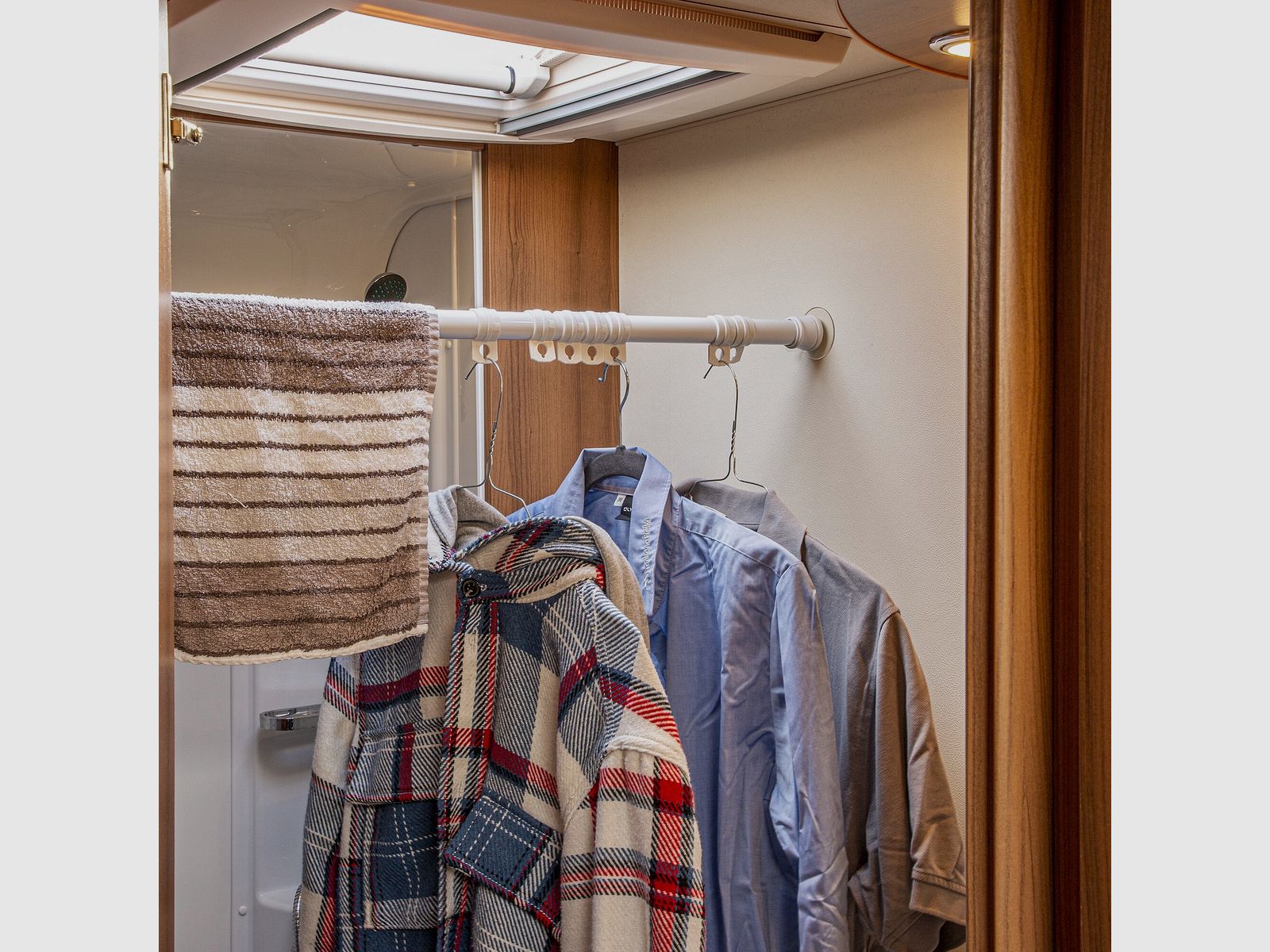 Porte-vêtements Télescopique, image 4 sur 8
