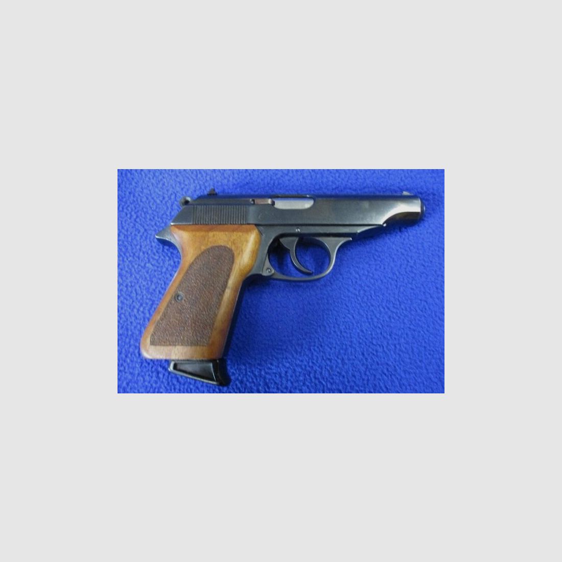 Walther PP pistol .22lr with wooden grips - allegedly English police - PP