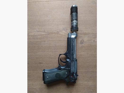 M92 Airsoft Springer/ Deko with custom silencer