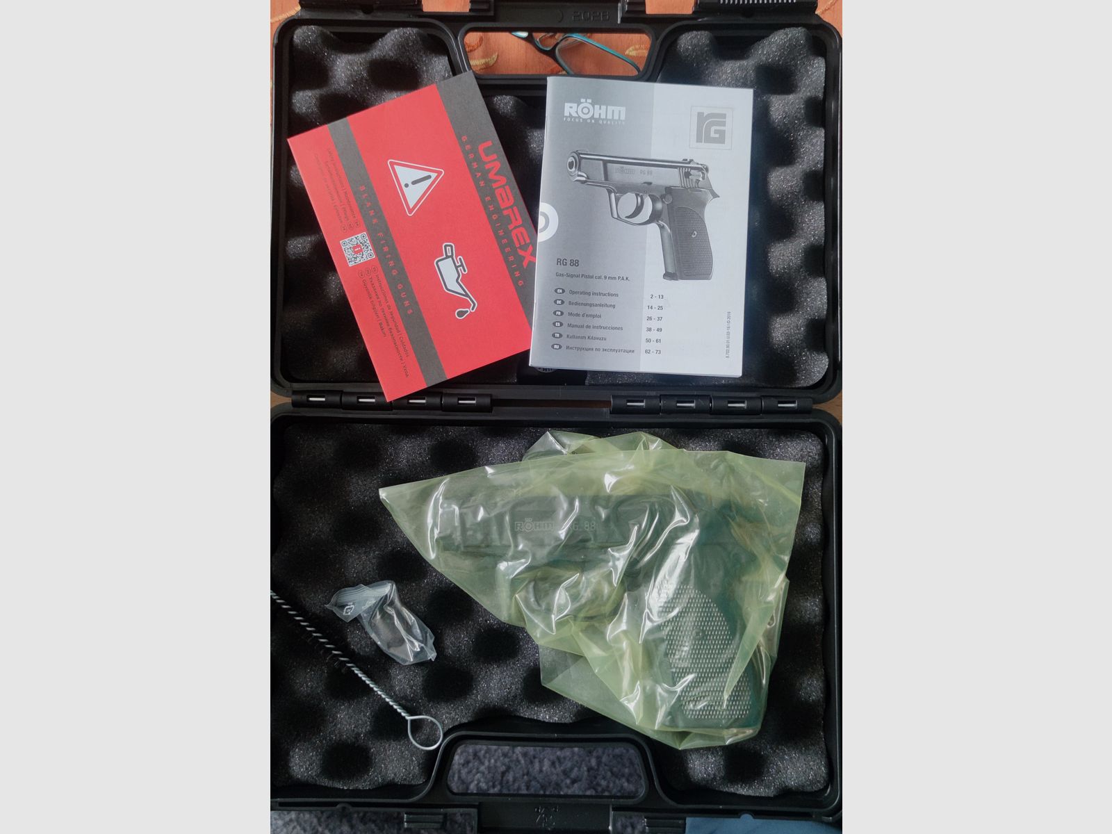 RG 88 brüniert 9 mm PAK neu 