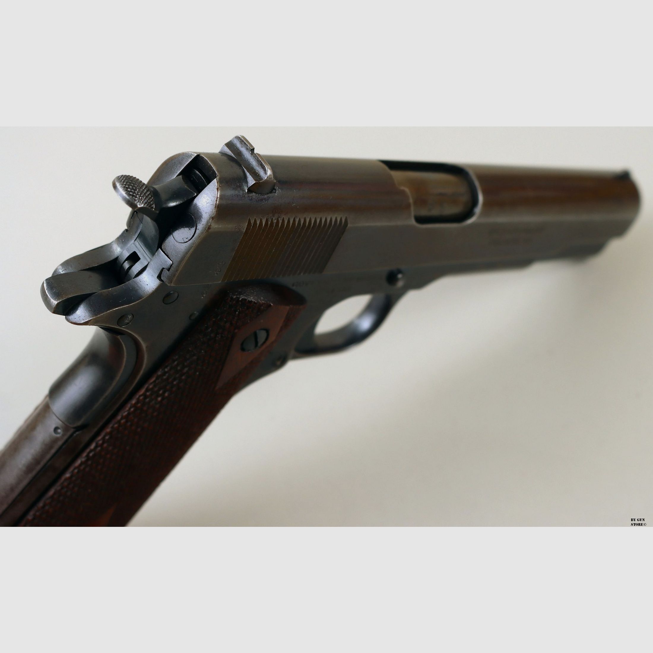 Pistolet Colt mod. 1911 Commercial kal. 45 ACP nr. seryjny C61530, zdjęcie 13 z 18