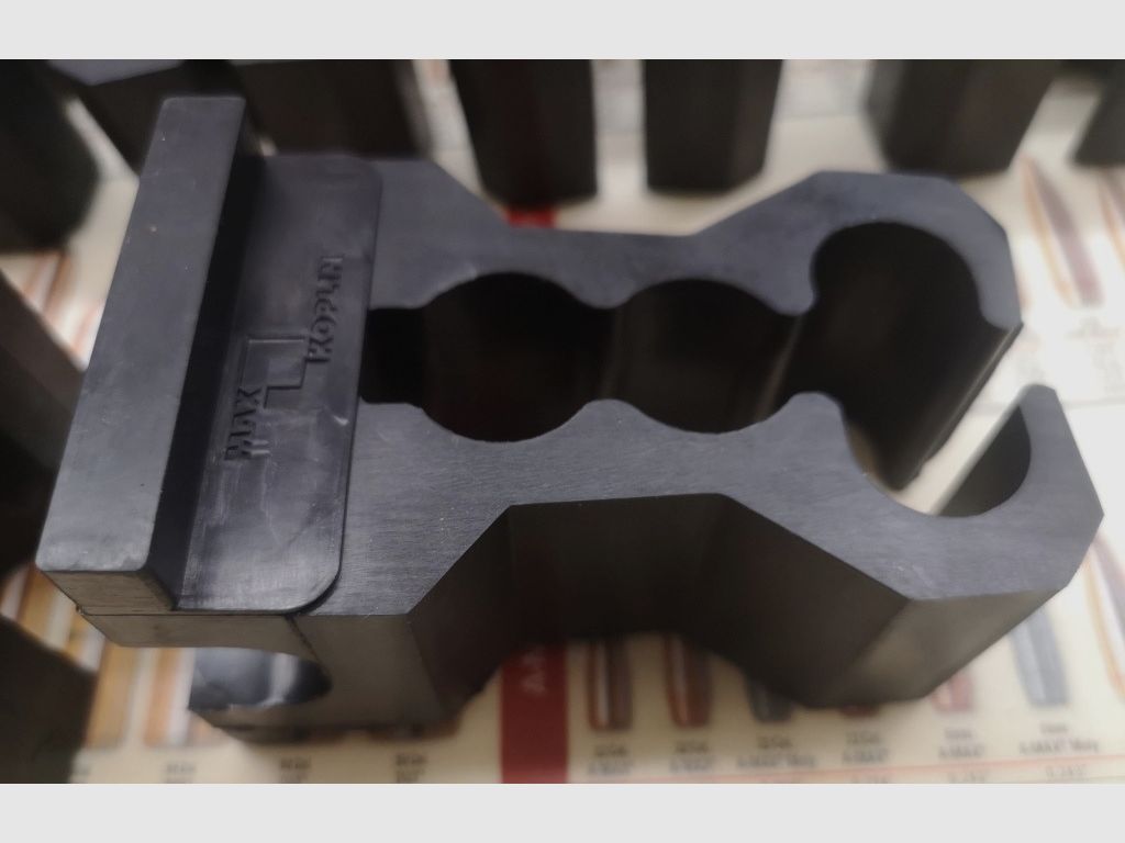 Rifle holder gun holder gun cabinet PUR official quality