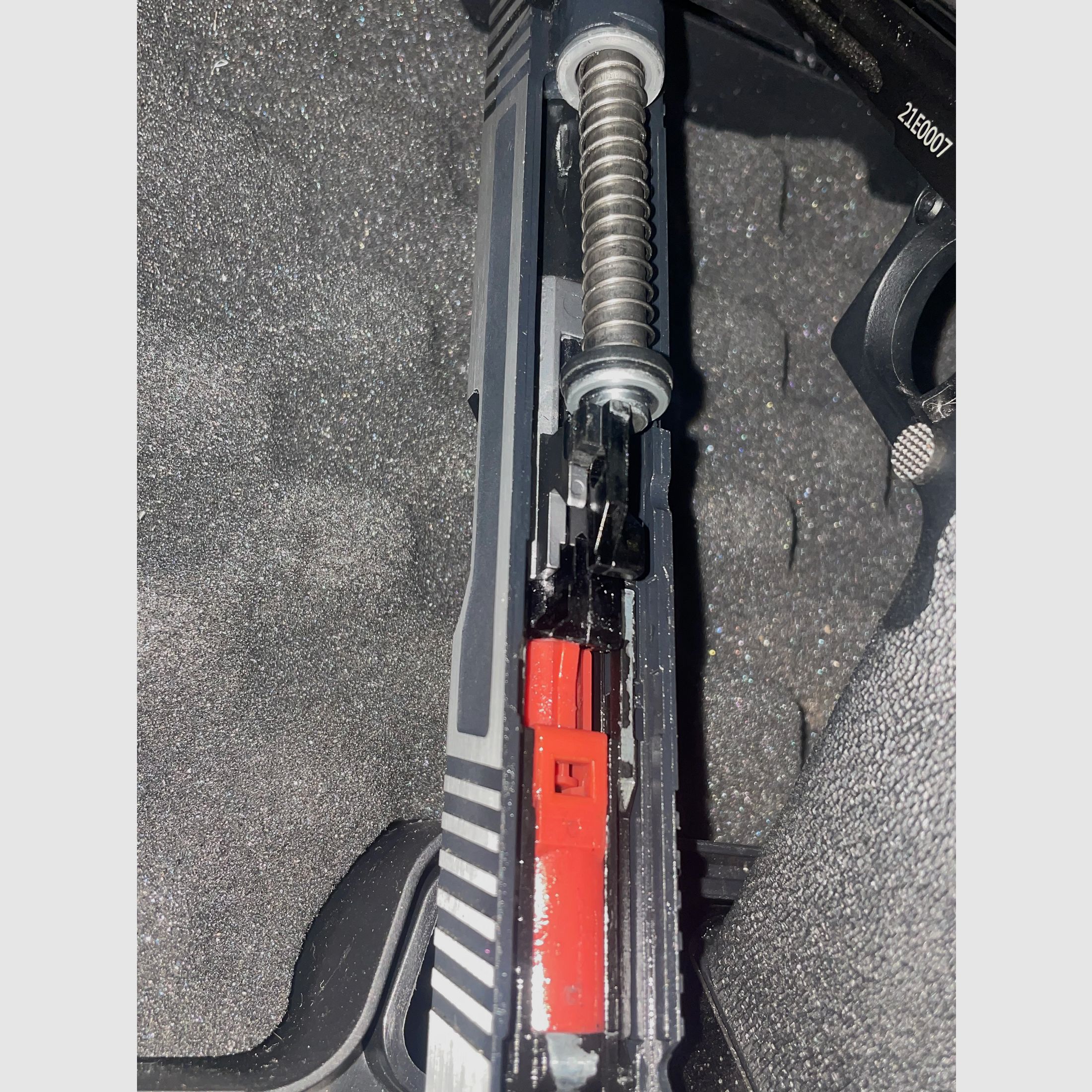 AW Custom Airsoft Pistole Hicapa 6mm BB + HPA Adapter Creeper Concepts