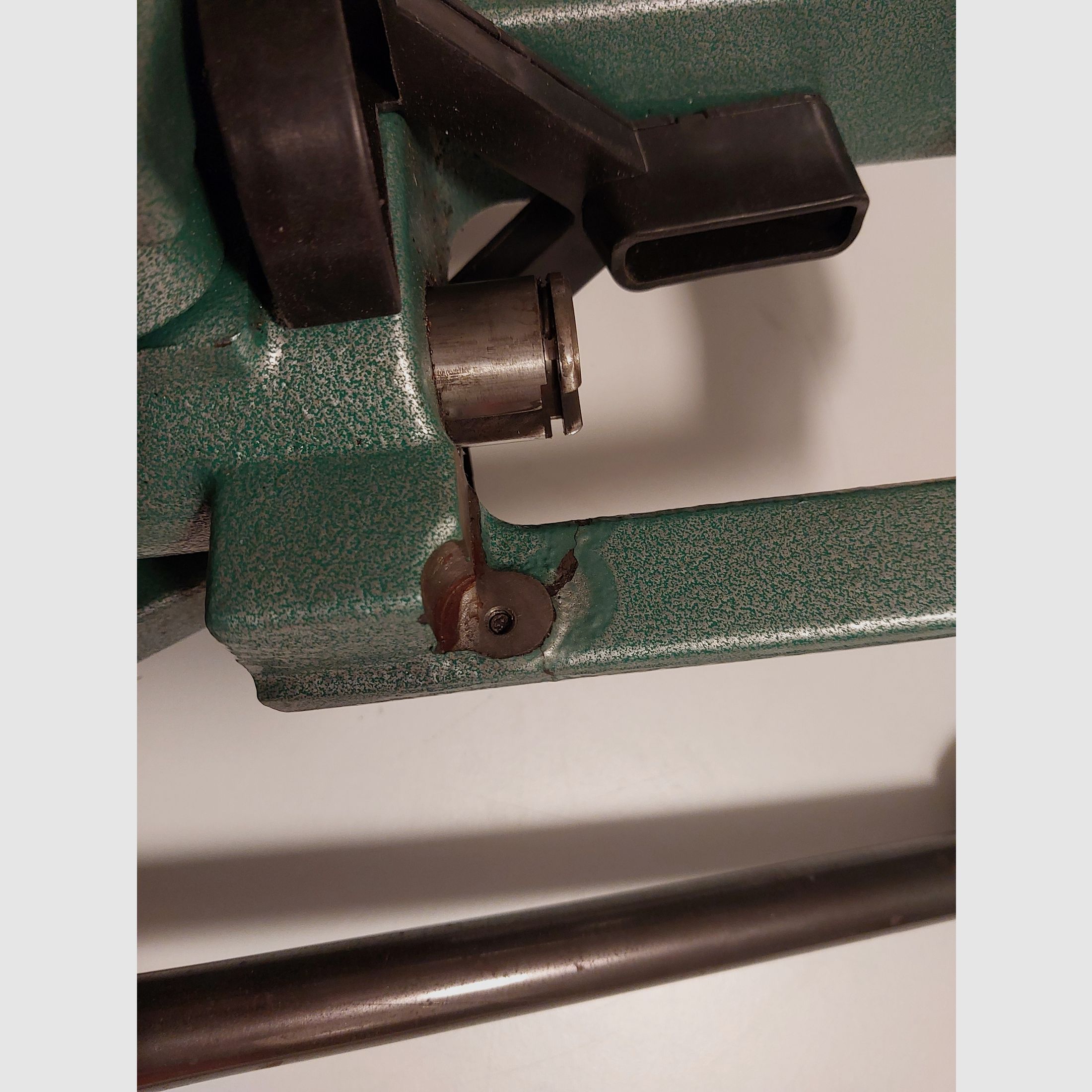 Uszkodzona prasa do reloading RCBS "Rock Chucker IV