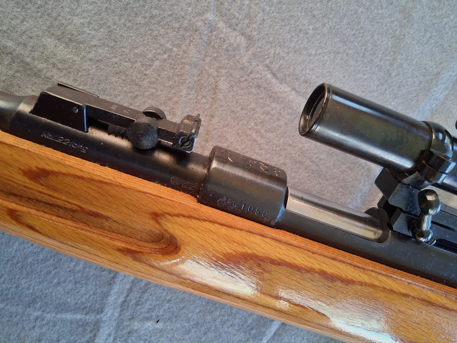 Langwaffe Suhl Repetierbüchse Sport Kal. 22LR mit Zielfernrohr 4x