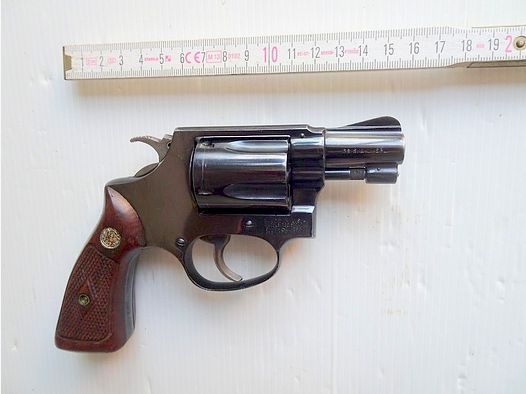 Schöner Revolver Smith & Wesson, Mod. 36, im Kal. .38spezial