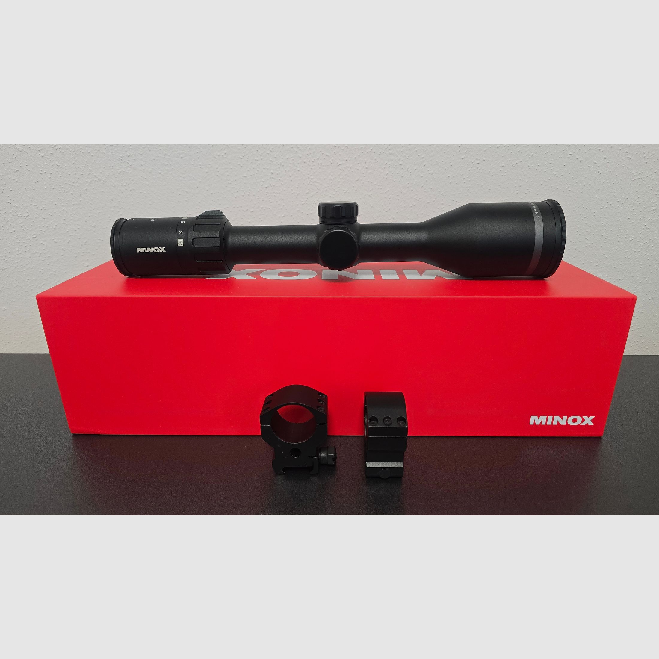 Minox Allrounder 2-10x50 with illuminated reticle with mounting rings - Top condition!
