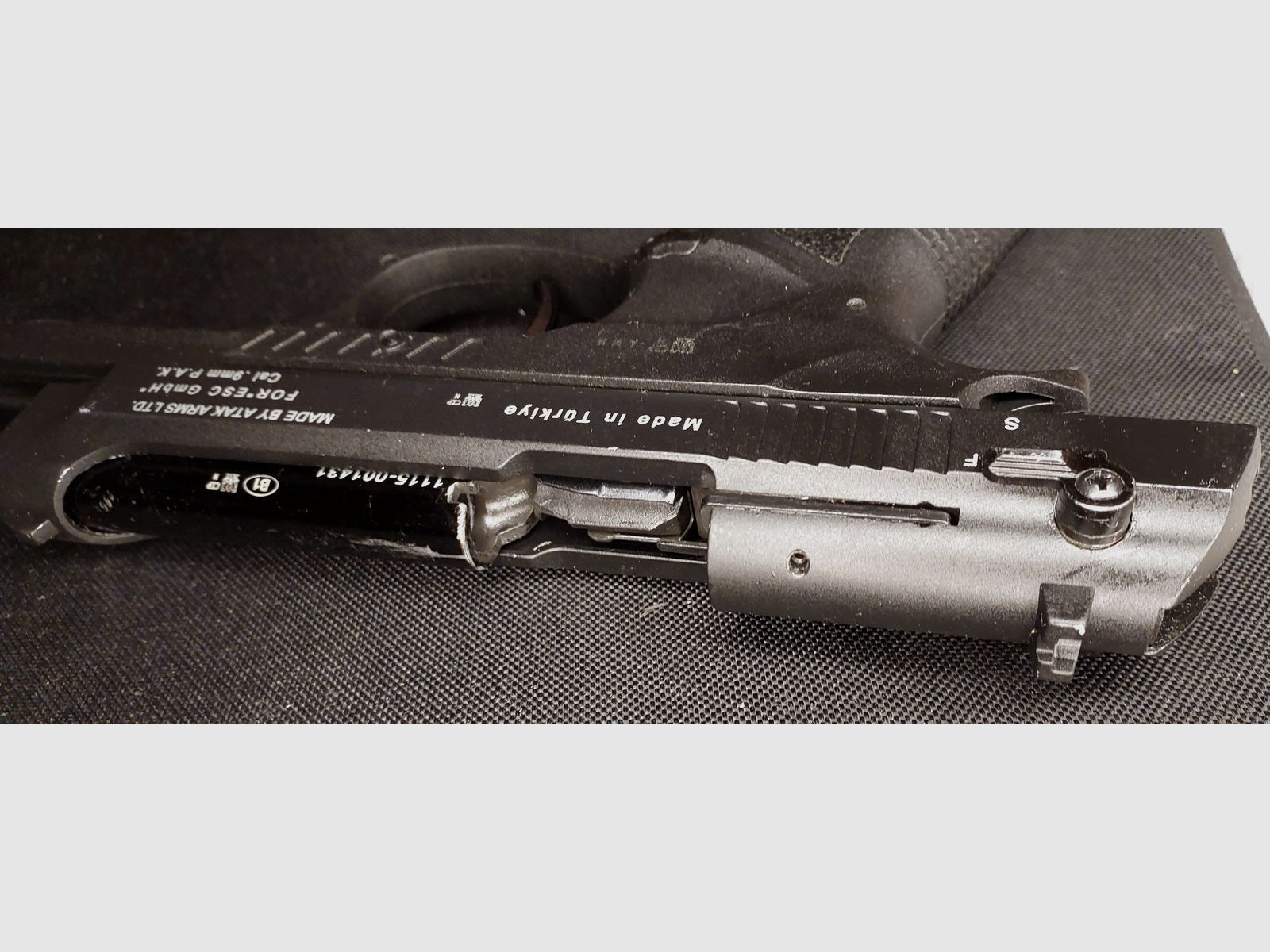 Zoraki 918 9mm P.A.K. negro - antiguo (PTB 965) con nueva funda de Cordura