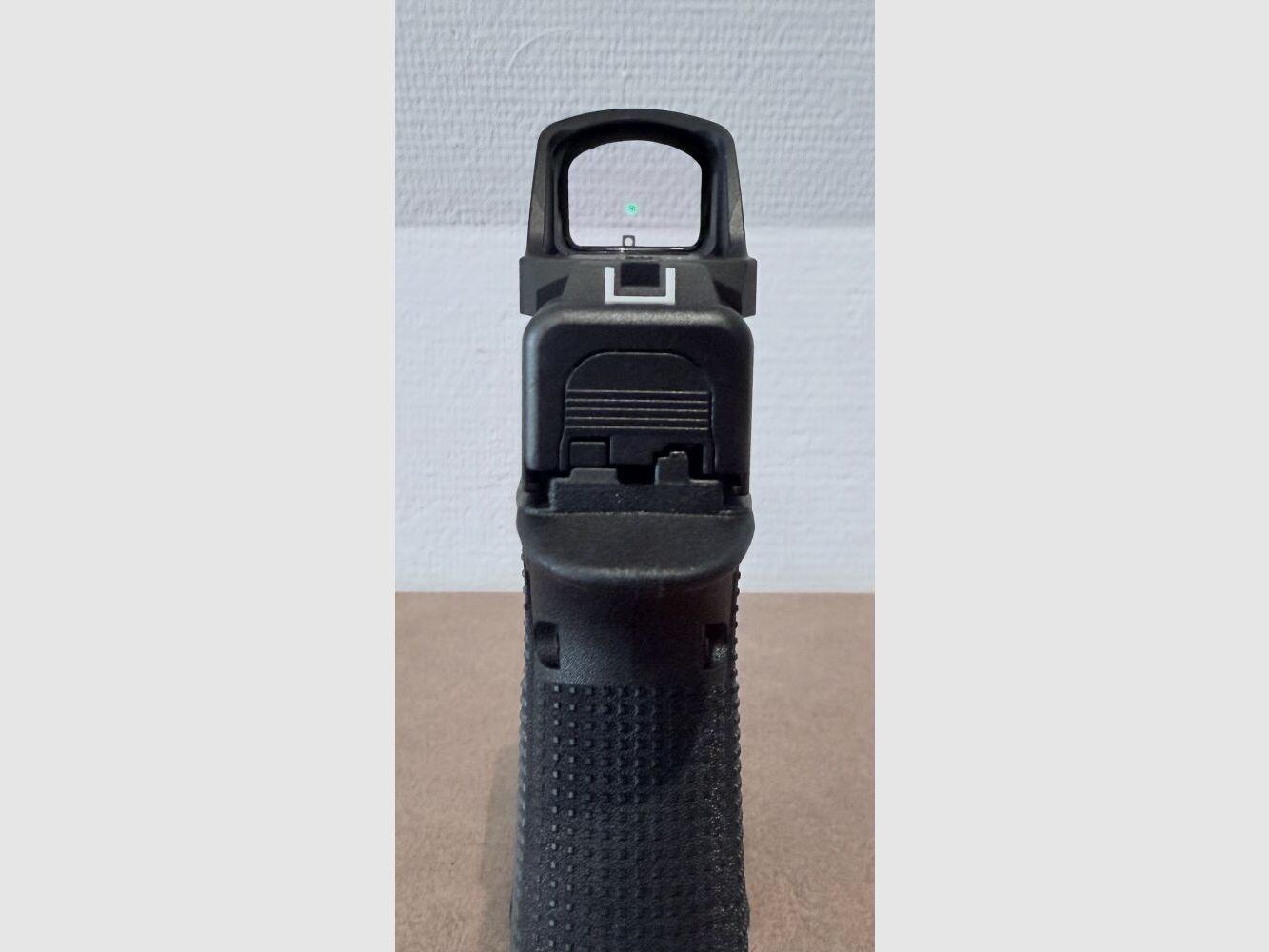 Glock 17 GEN6 with AIMWIN PN120GR including Greendot