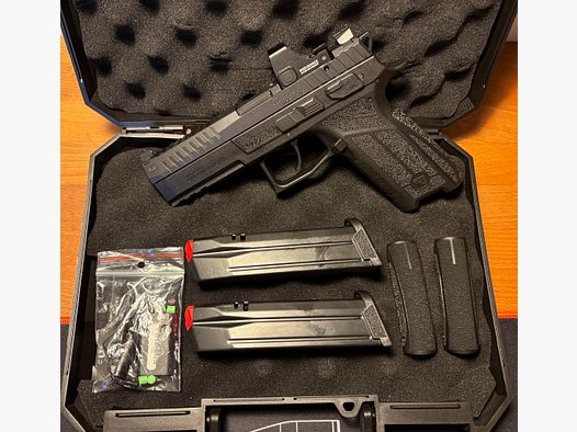 CZ Pistola P-09 F Nocturne optic Ready Set con HAWKE Endurance multi-Dot