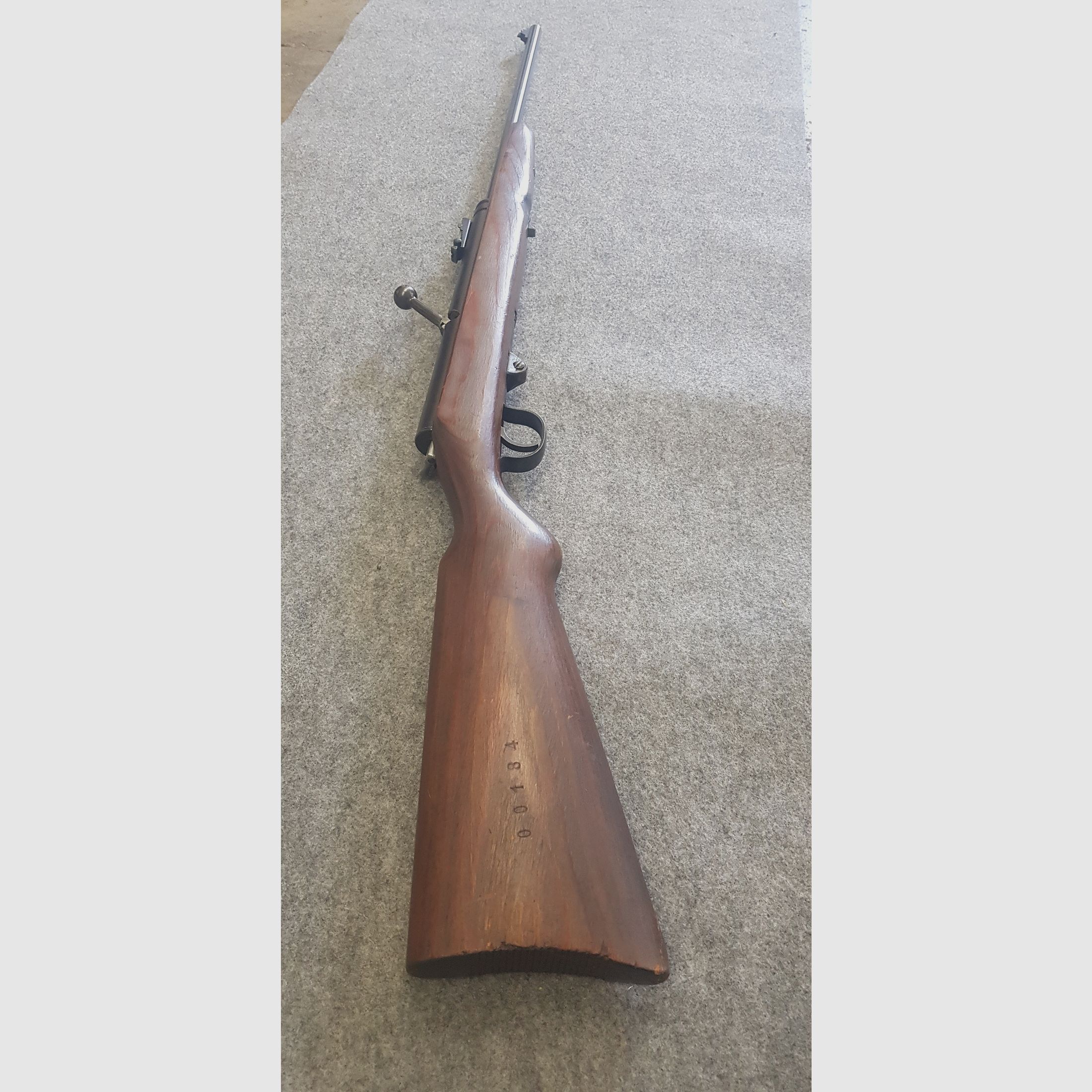 Haenel Mod. 49a  mit  dunklen Schichtholzschaft von 1953 im schönen Zustand Durchlader kein 310
